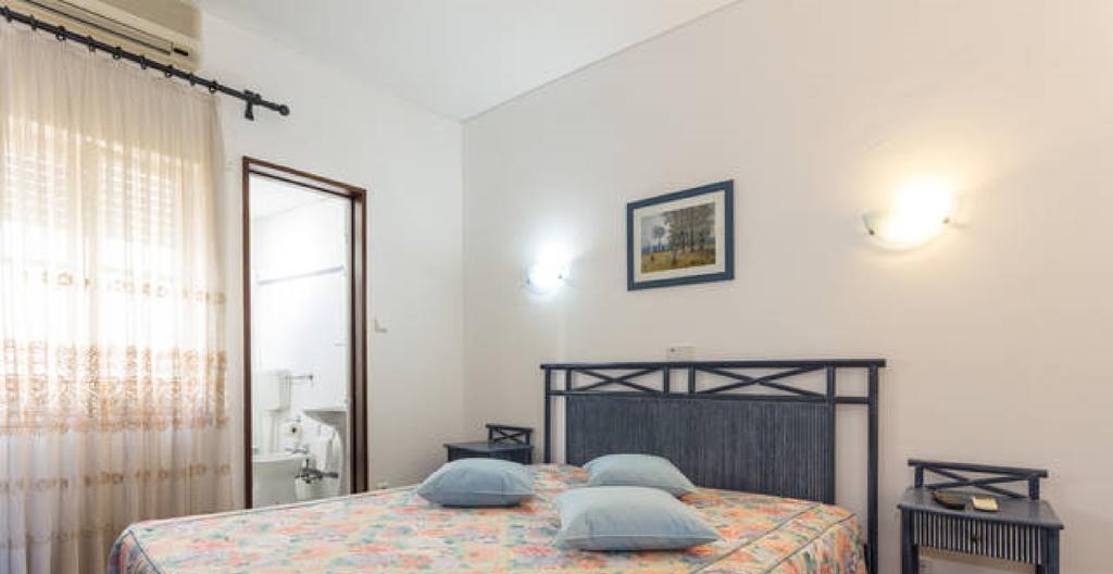 Residencial Miramar Hotell Quarteira Rom bilde