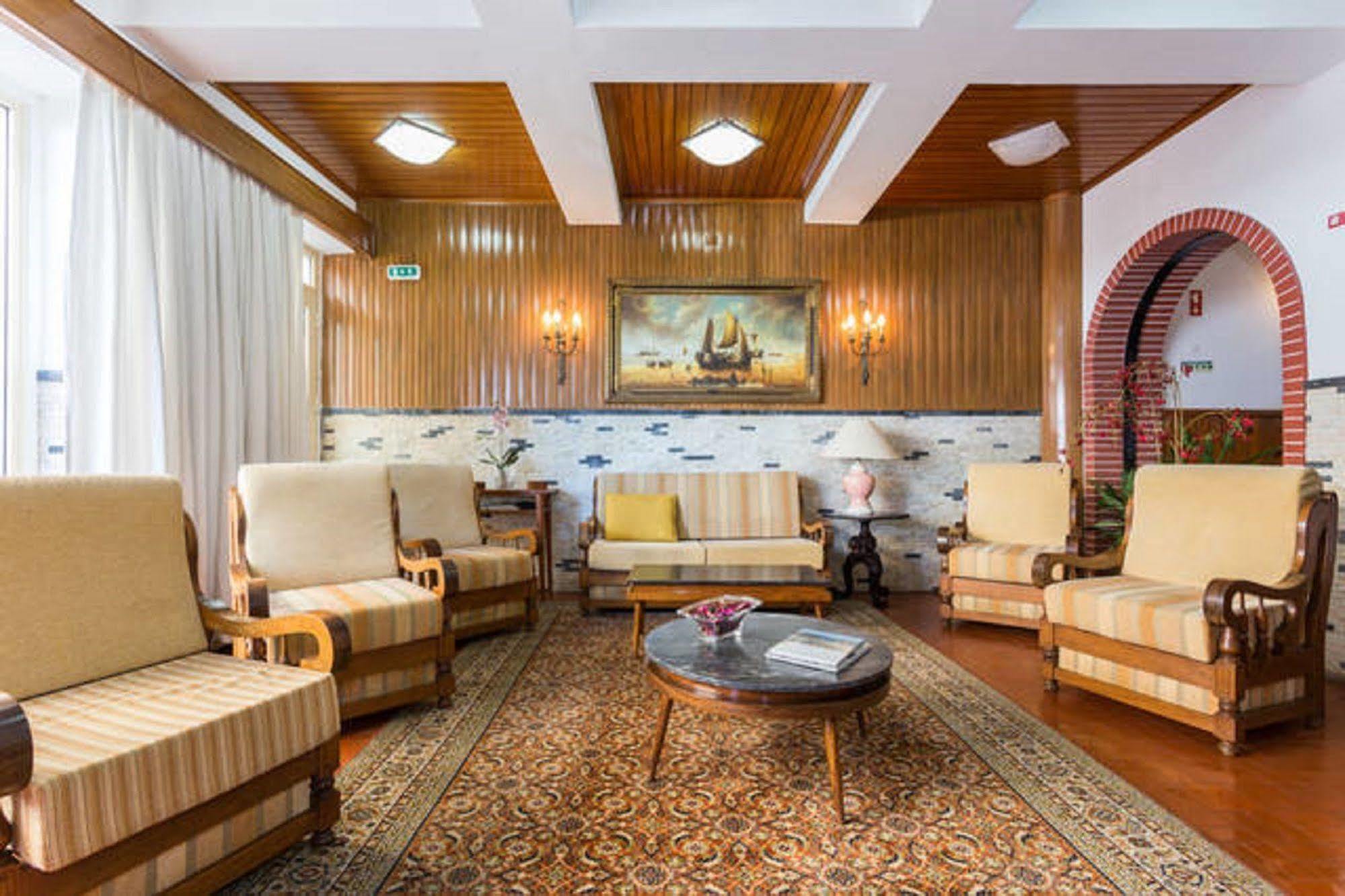 Residencial Miramar Hotell Quarteira Eksteriør bilde
