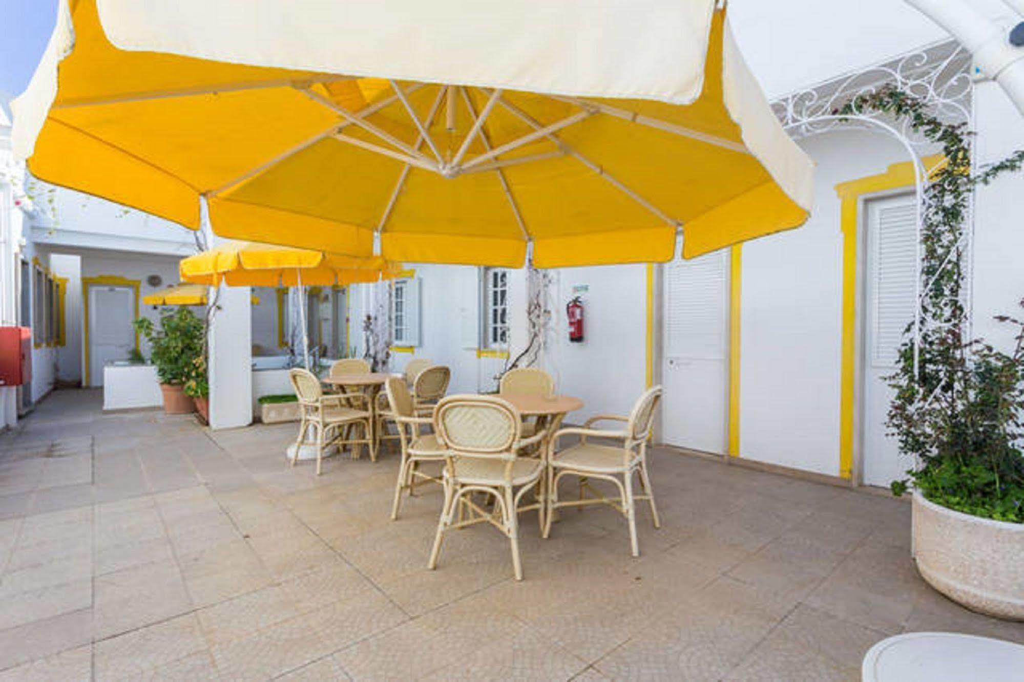 Residencial Miramar Hotell Quarteira Eksteriør bilde